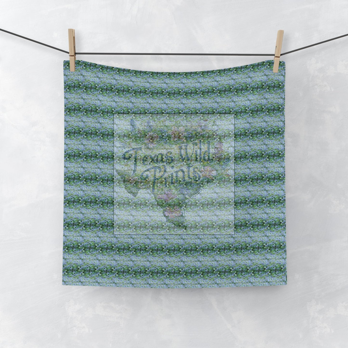 Serviette de toilette à motif de fleurs sauvages Blue Mistflower | Serviette de 13" x 13" | Cadeau de pendaison de crémaillère
